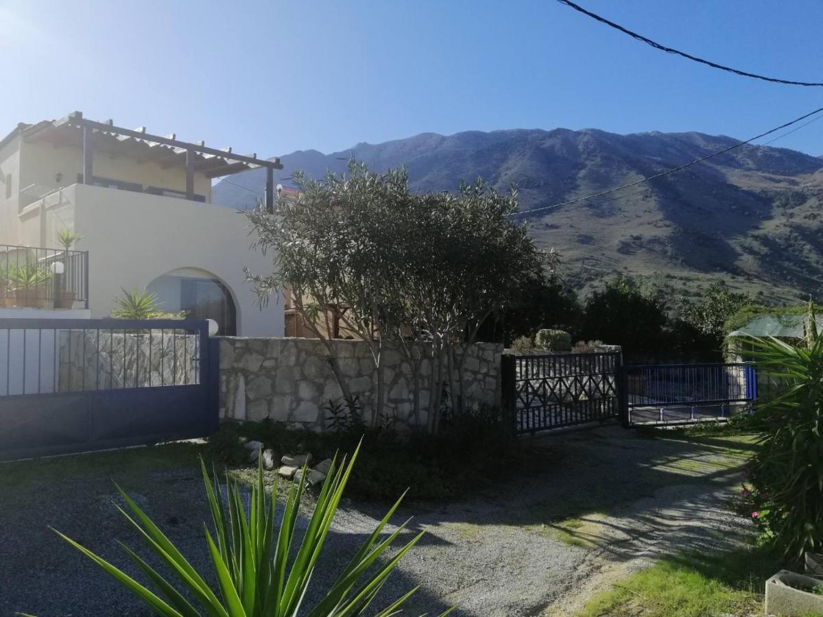 Villa Elan Mourion  Luaran gambar
